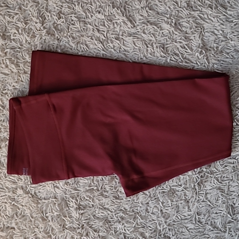 Fabletics Define Mid-Rise 7/8 Legging